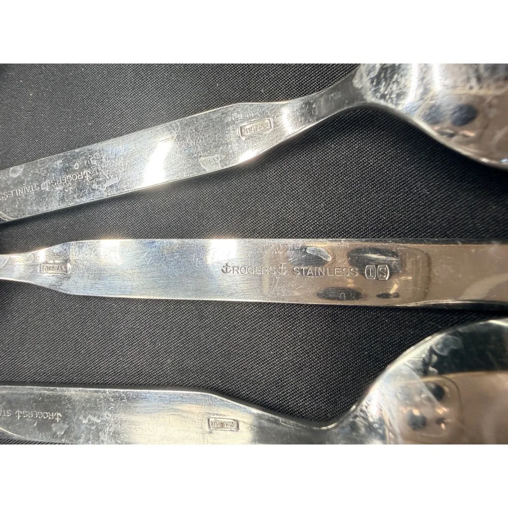Rogers Vogue MCM Flatware Set Textured Handle 54 Pieces Service for 8 PLUS